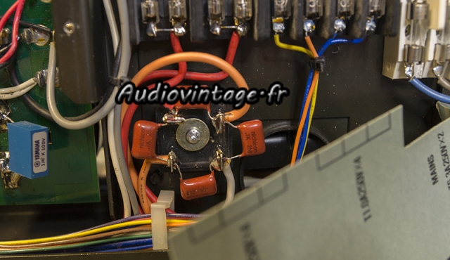 Yamaha CR-3020 : pont de diode neuf.