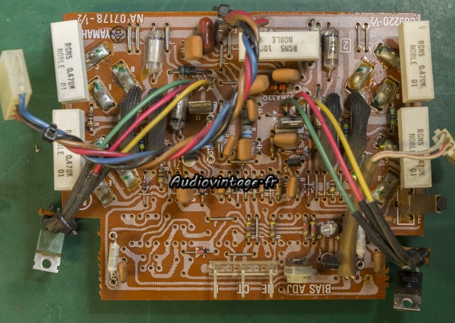 Yamaha M-4