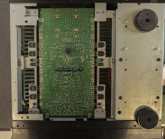 Yamaha M-40 : terminé.