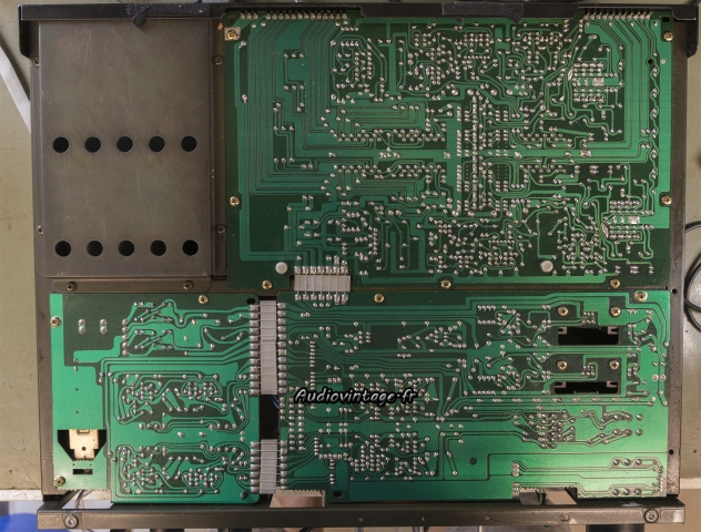 Yamaha C-4 : soudures refaites. terminé.